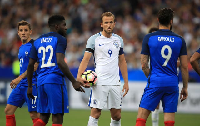 England and France play a friendly in Paris in 2017