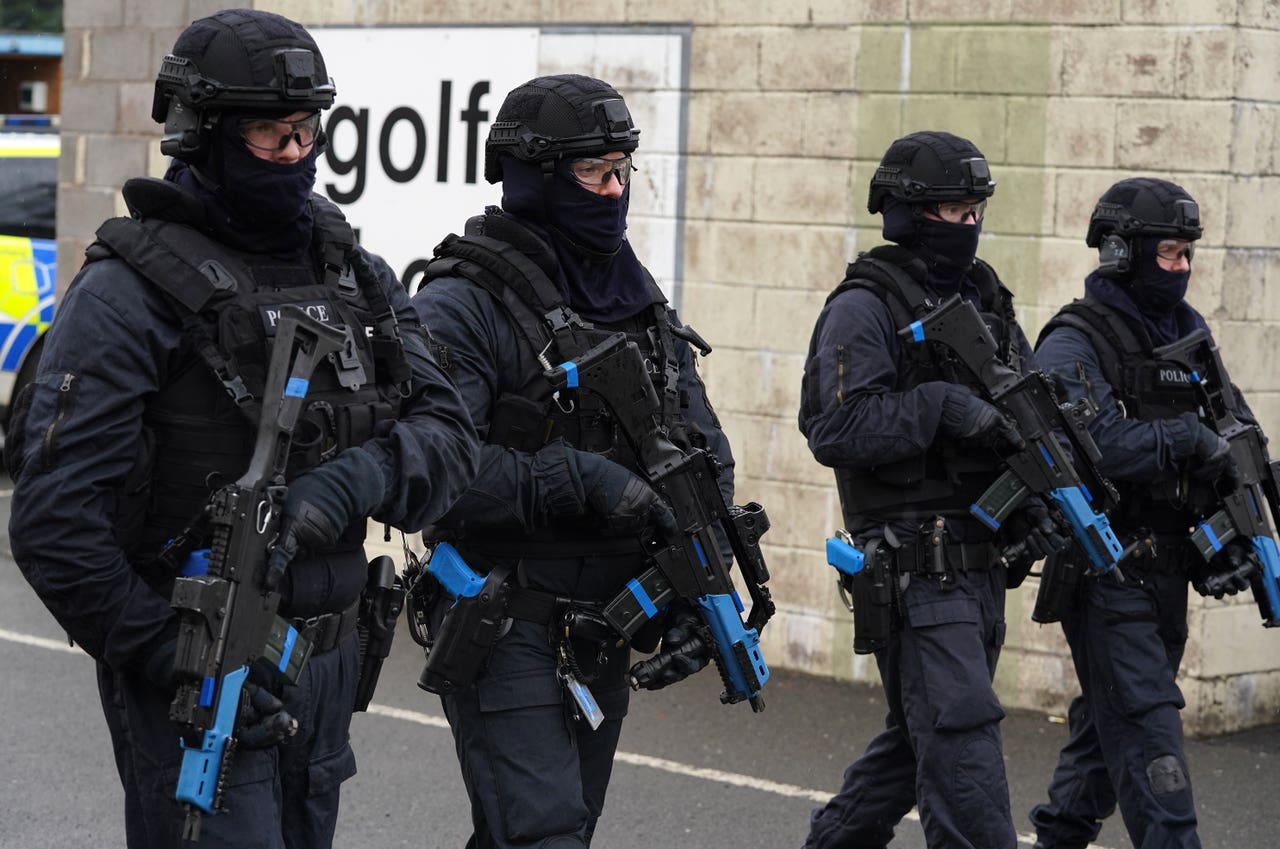 There is no specific terrorist threat to Cop26, says police armed ...