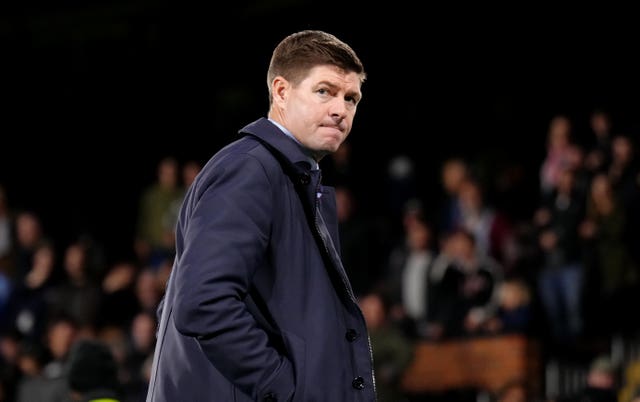 Gerrard cuts a dejected figure after Villa's 3-0 defeat at Fulham