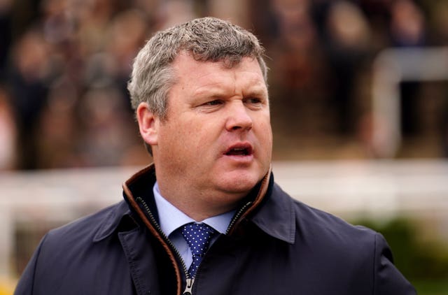 Gordon Elliott trains Gerri Colombe