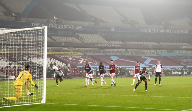 Lookman's penalty was easily saved by Fabianski