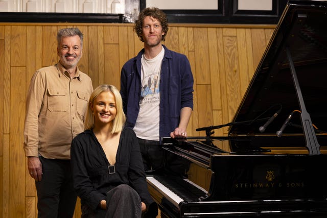 Mel Raeburn with producers Tim Bran (L) and Ben Burrows (R) during the recording of her version of Sonnet