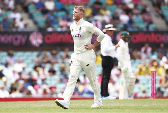 England’s Ben Stokes leaves the field with an injury 