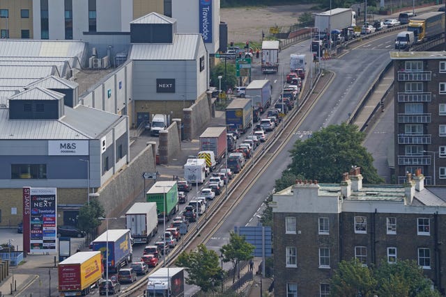 Traffic in Dover