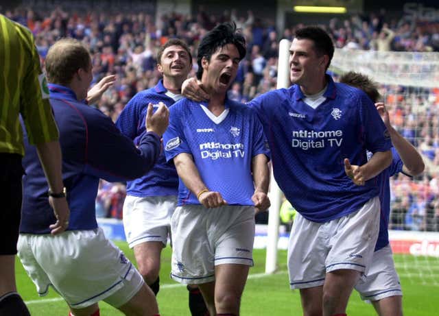 Mikel Arteta's late penalty helped Rangers to win the Scottish title on goal difference