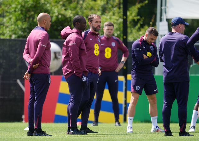 Jimmy Floyd Hasselbaink (second left) during England training 