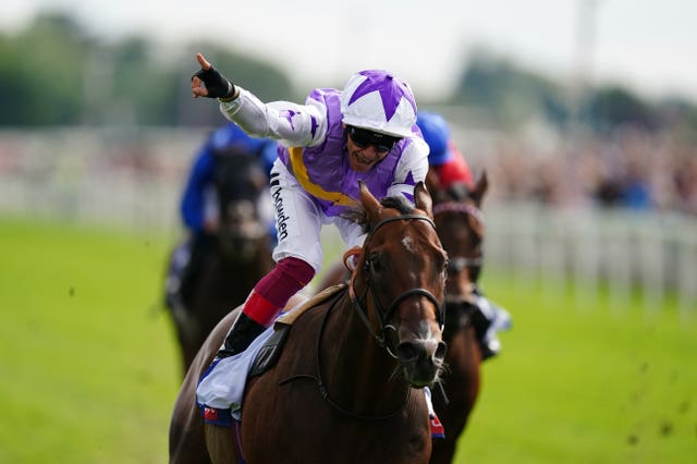 Kinross winning the Sky Bet City Of York Stakes