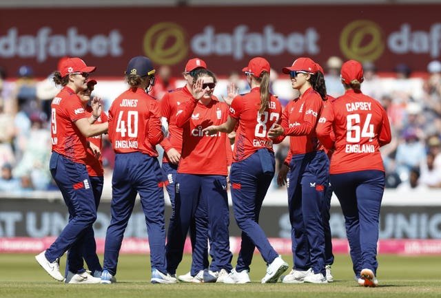 England players celebrating a wicket