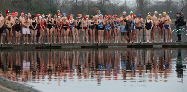 Christmas Serpentine swim 2018