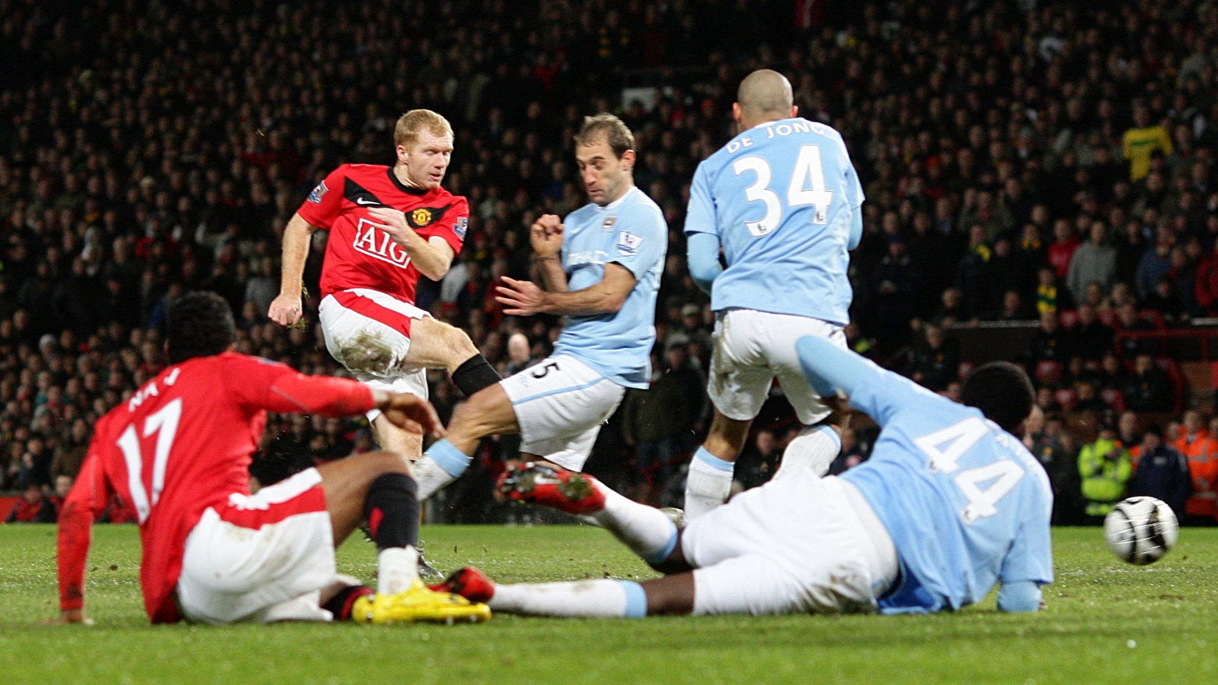 What happened in previous Man Utd-Man City League Cup semi-finals? | BT