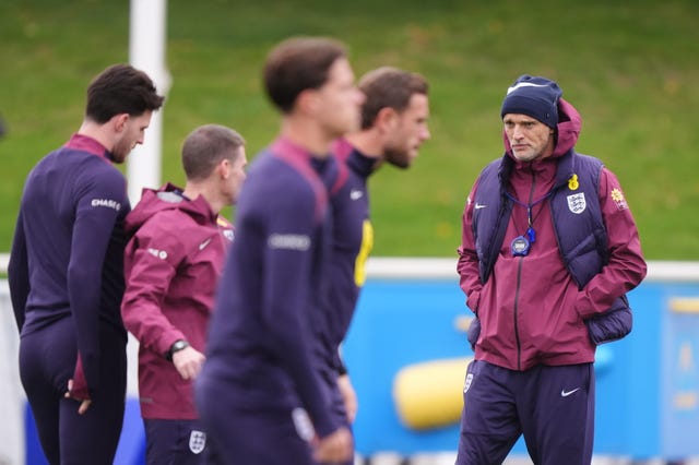 Thomas Tuchel oversees training