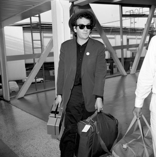 Music – Elvis Costello – Heathrow Airport, London