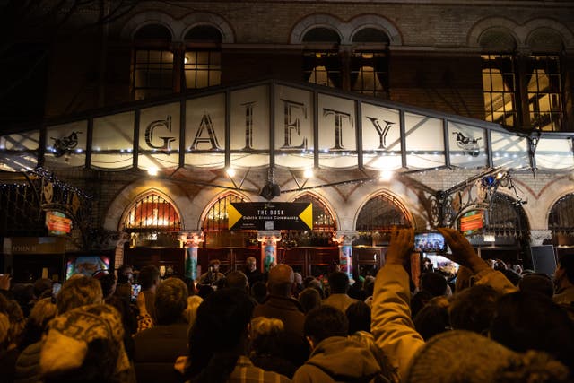 Grafton street Christmas Eve annual busk