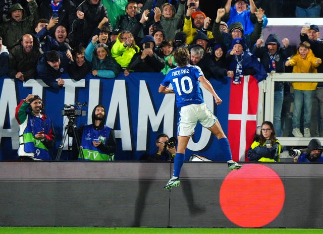 Nico Paz celebrates his second goal