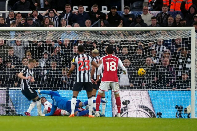 Anthony Gordon fires home for Newcastle against Arsenal