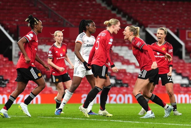 United players celebrate