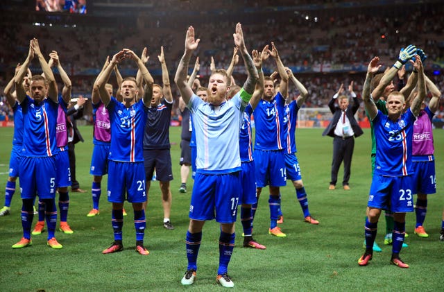 Iceland celebrate victory over England at Euro 2016 by performing the Viking thunder clap
