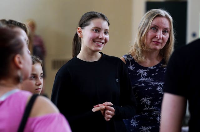 Ukrainian Irish dancer joined by members of Riverdance