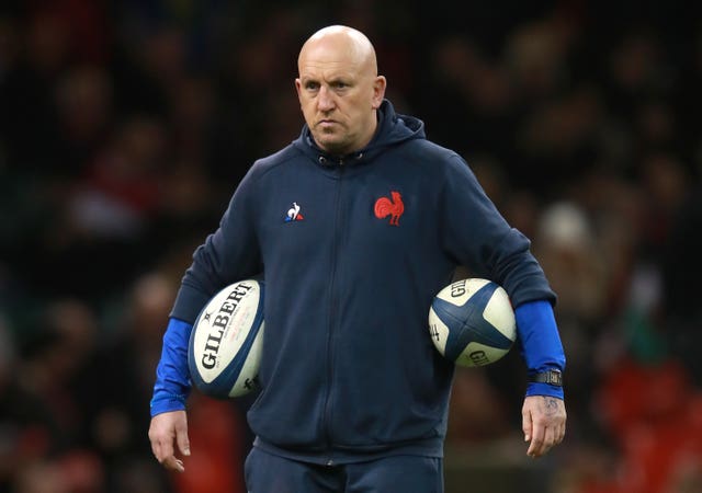 Shaun Edwards prepares his players