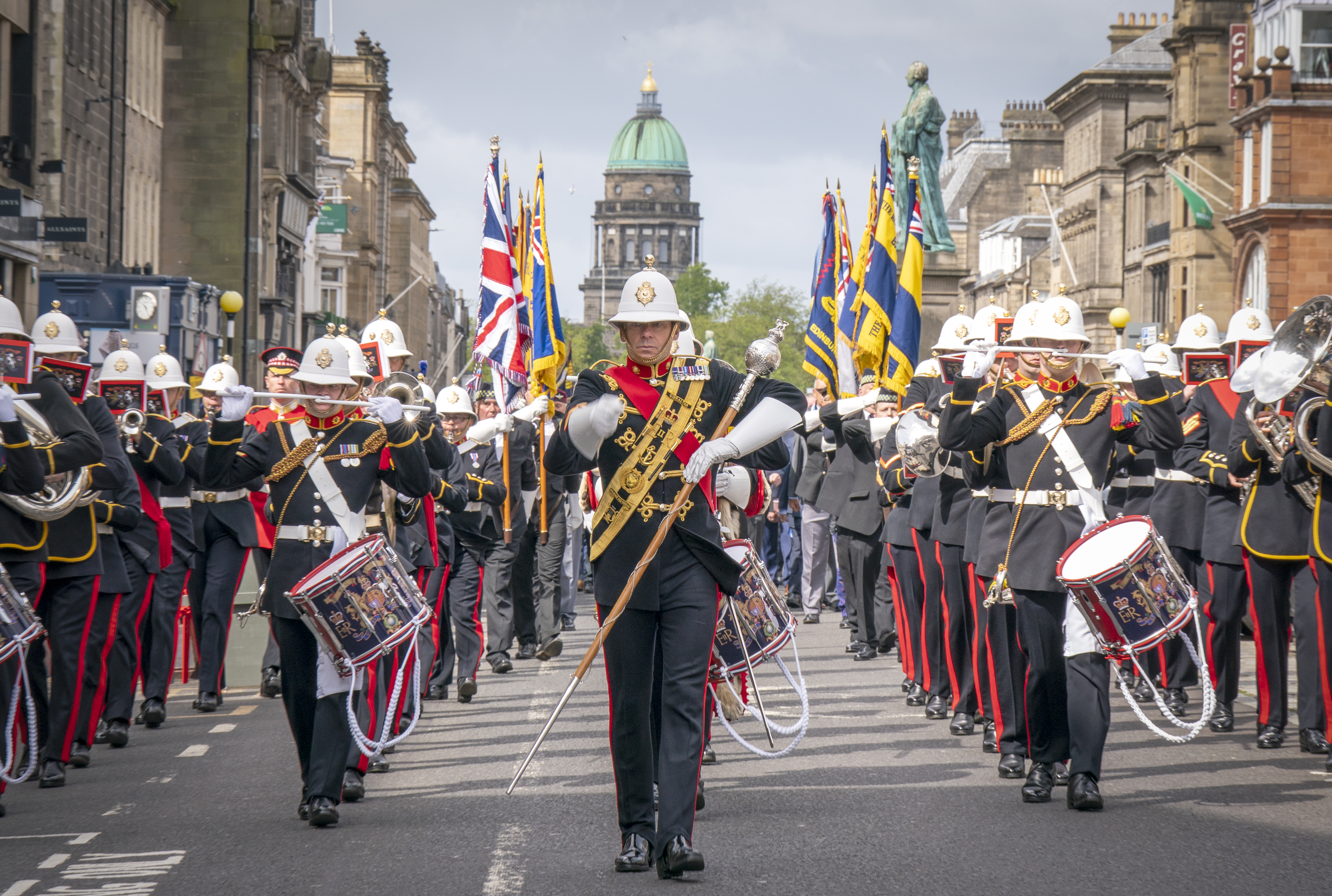 Falklands Veterans: Edinburgh Gathering Commemorates 40th Anniversary ...