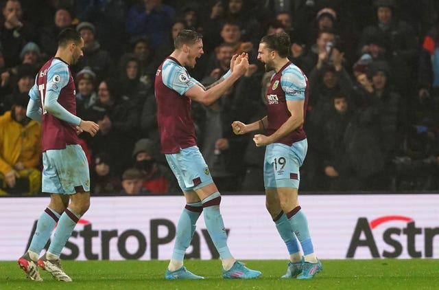 Jay Rodriguez, right, and Wout Weghorst celebrate Burnley''s equaliser