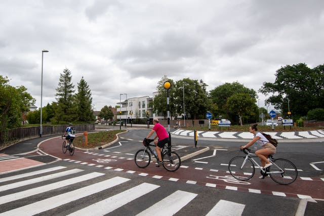 UK’s first Dutch style roundabout in Cambridge