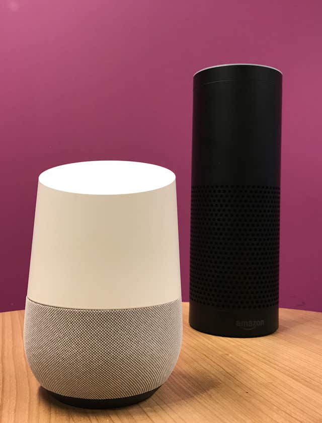 smart speakers use virtual assistants