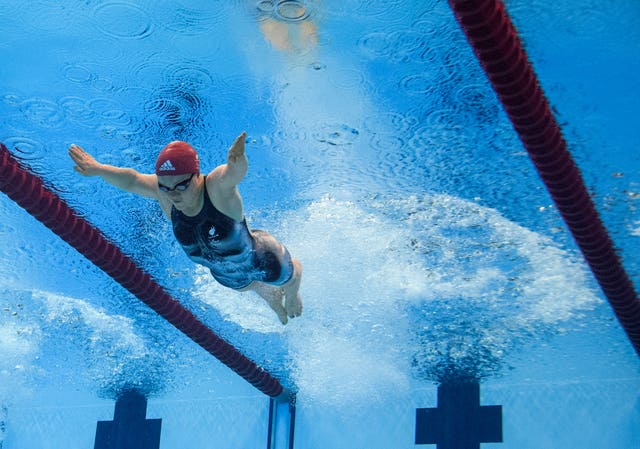 Ellie Simmonds swimming