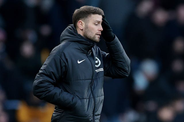 Fabian Hurzeler on the touchline