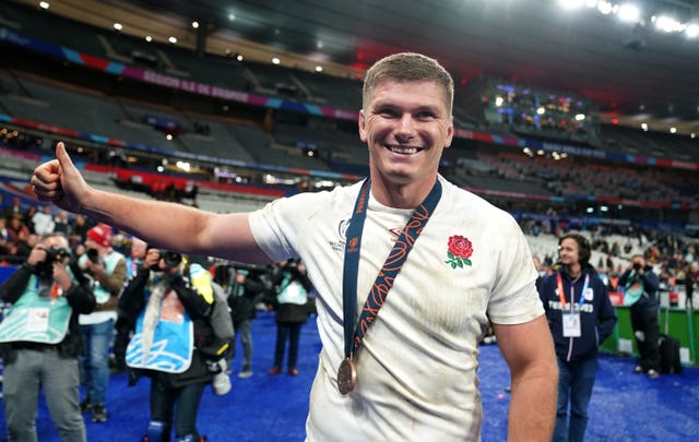 Owen Farrell with his bronze medal from the 2023 World Cup