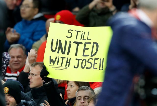 Manchester United fans show their support for Mourinho