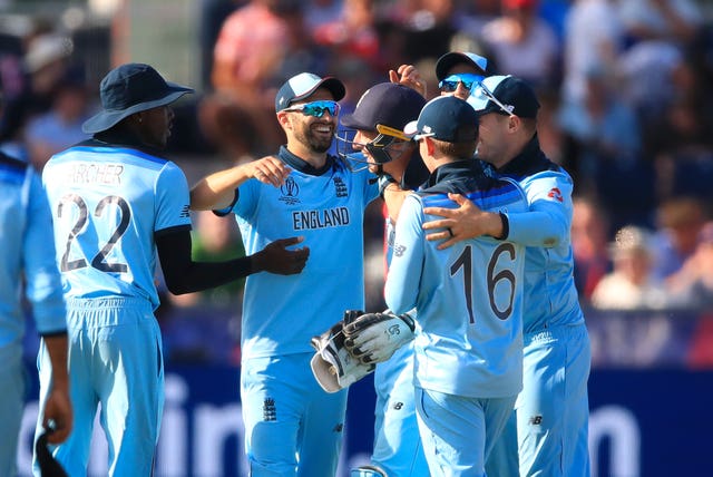England booked their place in the semi-finals with victory over New Zealand.