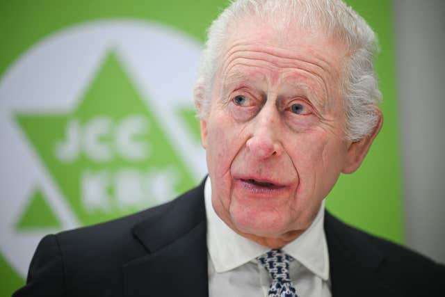 The King during a visit to the Jewish Community Centre in Krakow, to meet Holocaust survivors and hear from volunteers in 2025