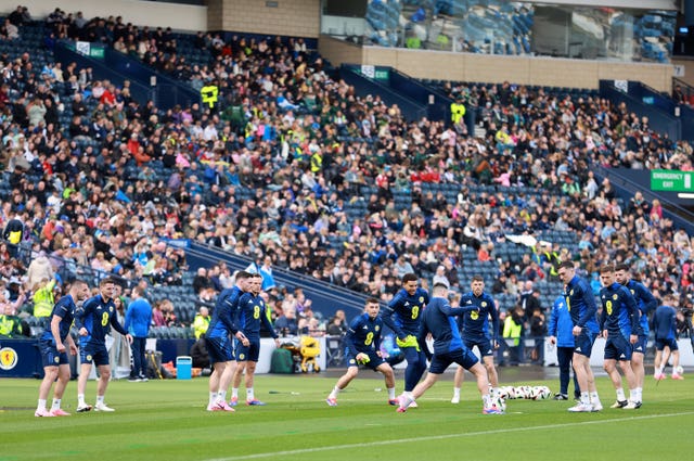 Scotland train in front o a full stand at Hampden