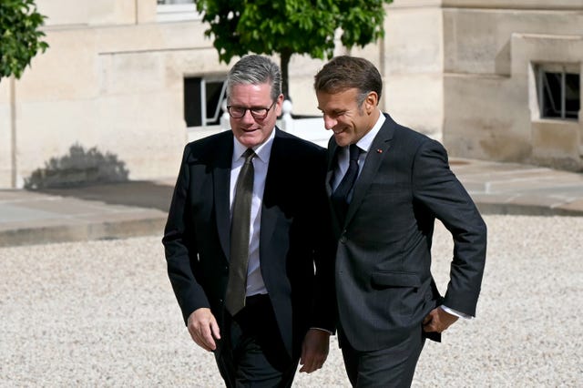 Sir Keir Starmer ith Emmanuel Macron