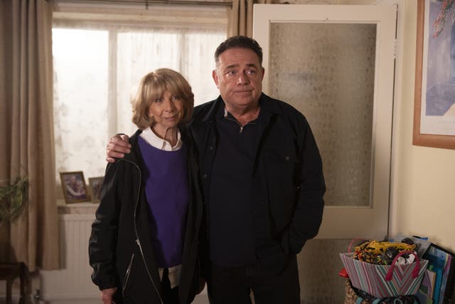 John Thomson returns on Coronation Street