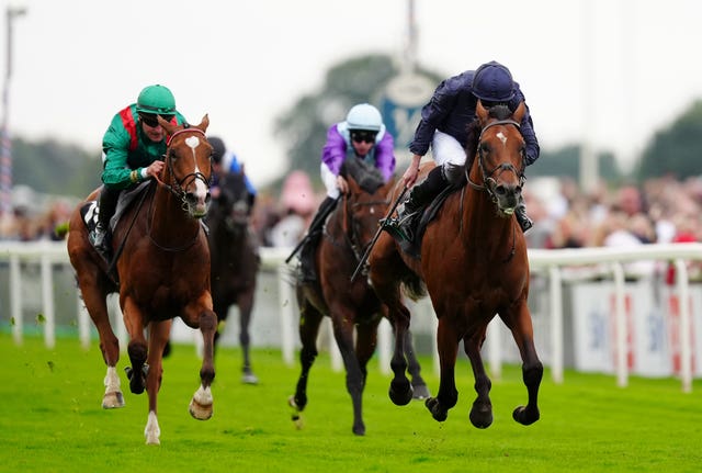 City Of Troy (right) made all at York in track-record time