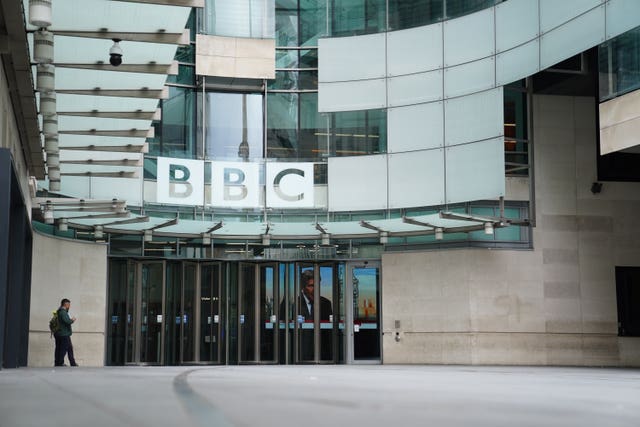 BBC presenter explicit photos allegations