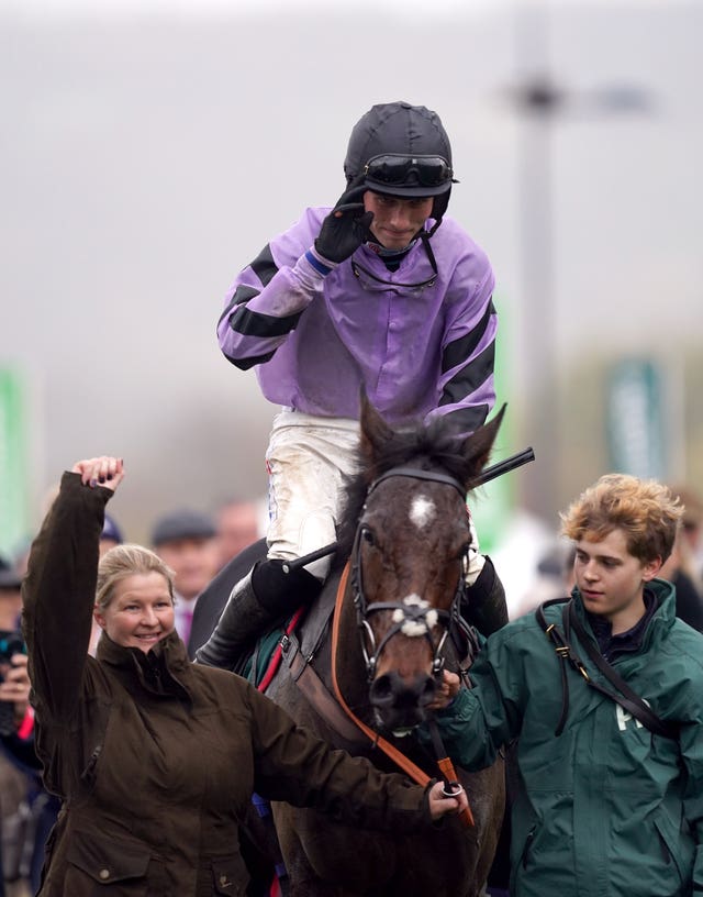 Stage Star and Harry Cobden after winning the Paddy Power Gold Cup