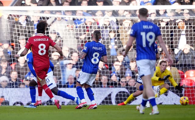 Liverpool’s Dominik Szoboszlai scores