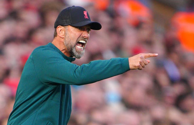 Liverpool manager Jurgen Klopp shouts from the touchline