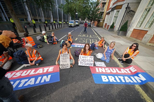 Insulate Britain protests