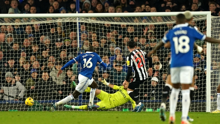 Everton stunned Newcastle 3-0 (Martin Rickett/PA)