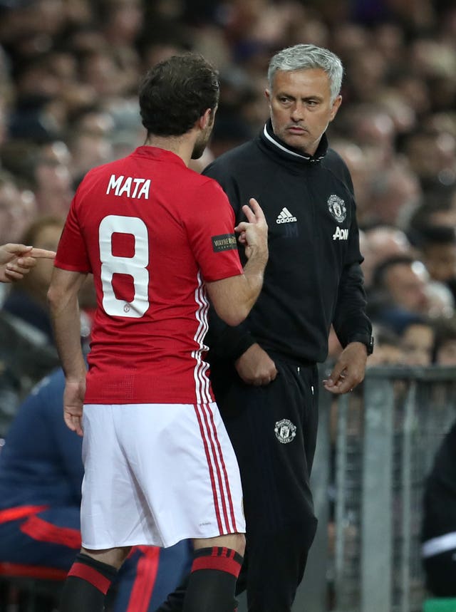 Mourinho (right) sees Mata (left) as an important player 