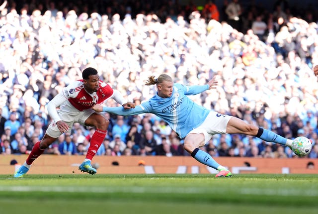 Erling Haaland scoring