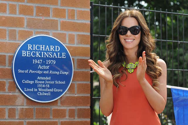 Richard Beckinsale Plaque Unveiled – Nottingham