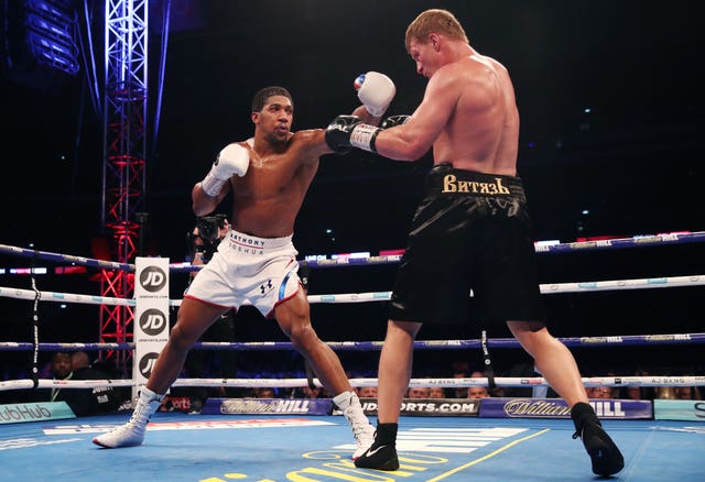Anthony Joshua opened up a cut above Alexander Povetkin's eye
