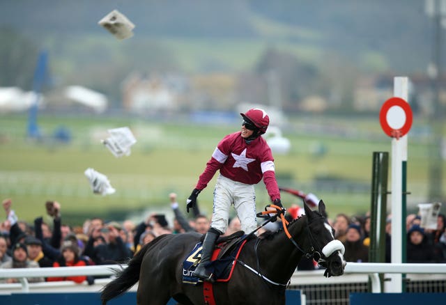 Don Cossack winning the 2016 Gold Cup under Bryan Cooper