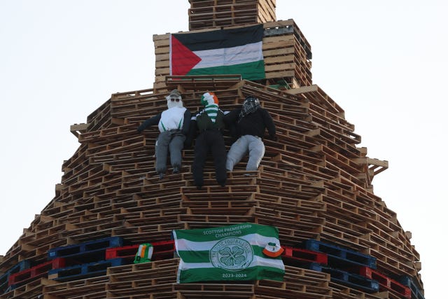 Battle of the Boyne bonfires