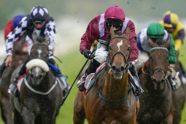 Safe Voyage ridden by Jason Hart (centre) wins the Sky Bet City Of York Stakes at York